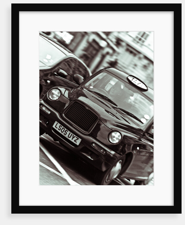 Black Cab London Taxi by Assaf Frank